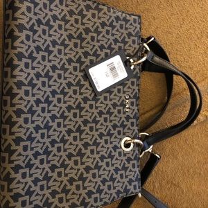 Ladies handbag
